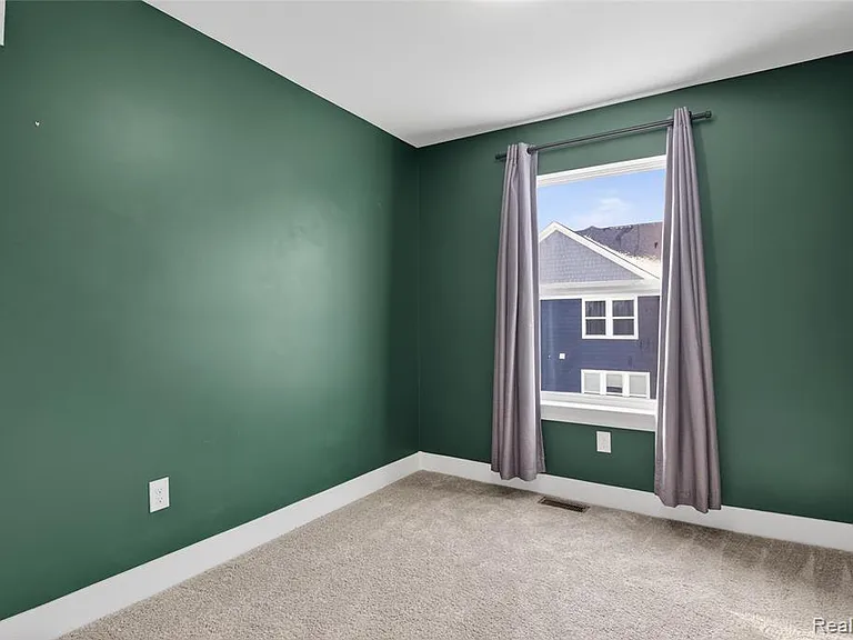 2925 Square Lake Ct — Photo 20