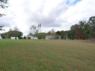 826 Clutter Rd, Lynnville, IN 47619