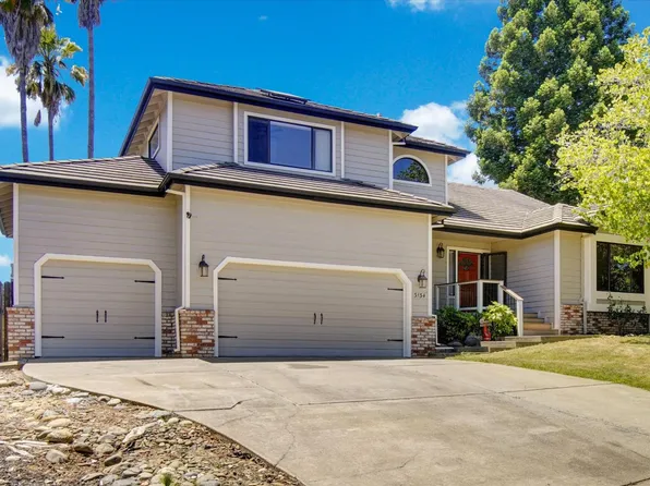 3134 Woodleigh Ln, Cameron Park, CA 95682