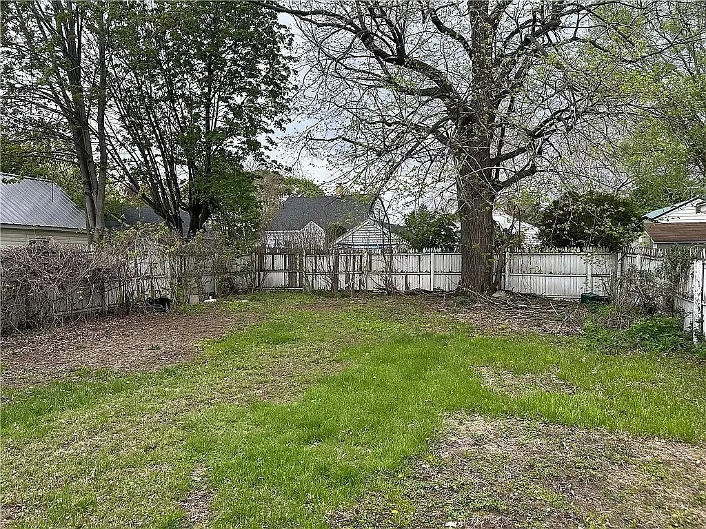 53 Roser Street - 1 — Photo 2