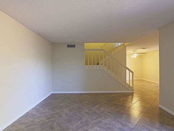 4th image of 12353 Woodrose Ct APT 1