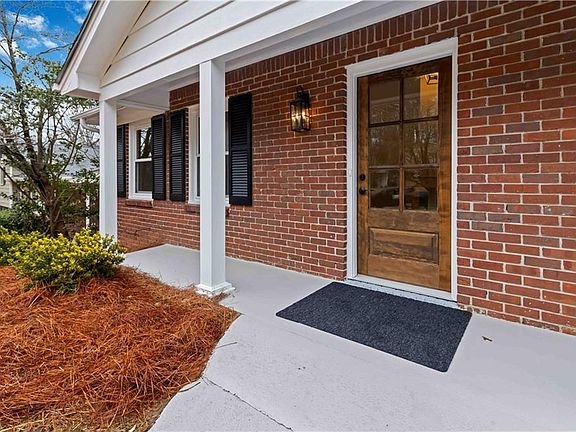 5th image of 2979 Appling Way