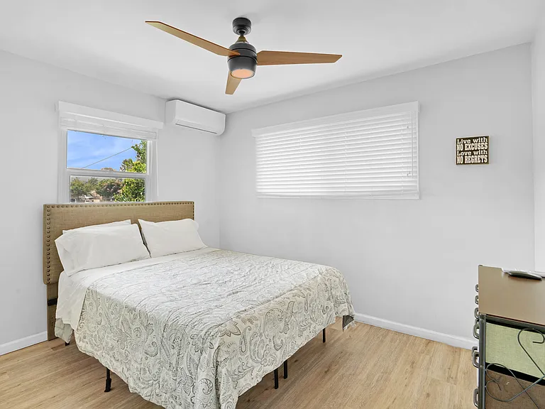 3996 Market St — Photo 13