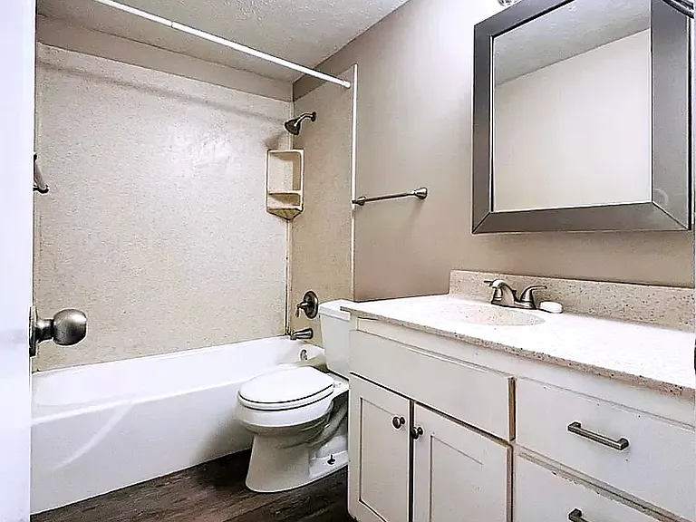 Harrison Place Apartments — Photo 6