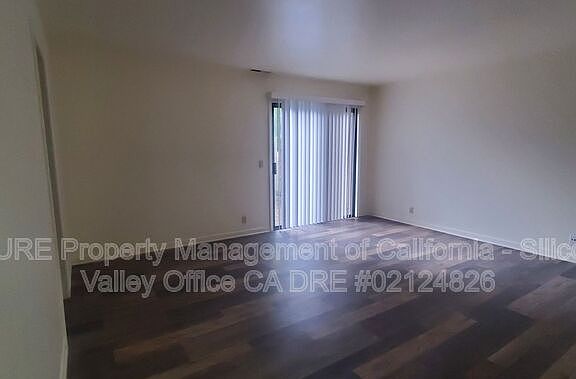 3rd image of 222 Berryknoll Ct