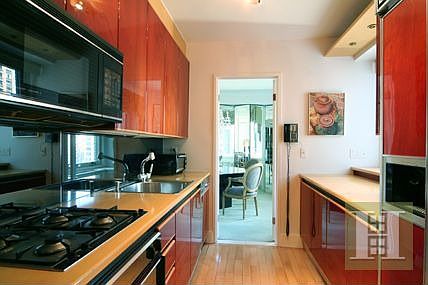 3rd image of 303 E 57th St APT 19D