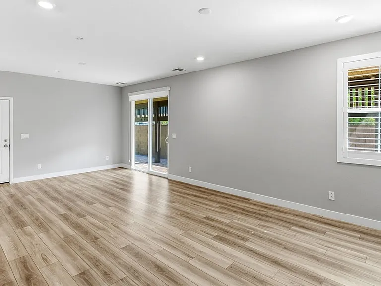 3574 Via Elenora Ln — Photo 4