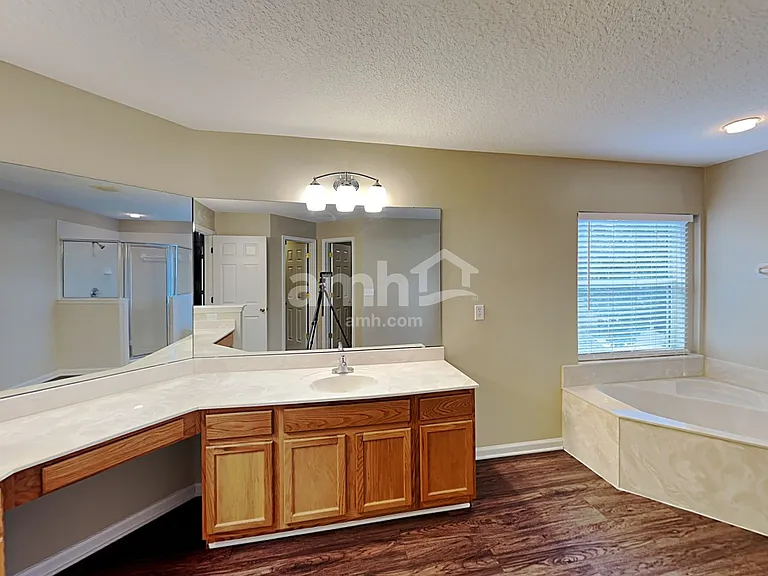 456 Evergreen Way — Photo 12