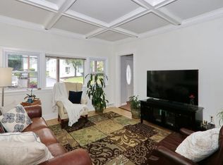 32 Glenside Ave, Summit, NJ 07901