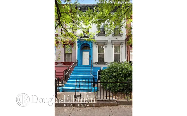 Sold by Douglas Elliman | media 9