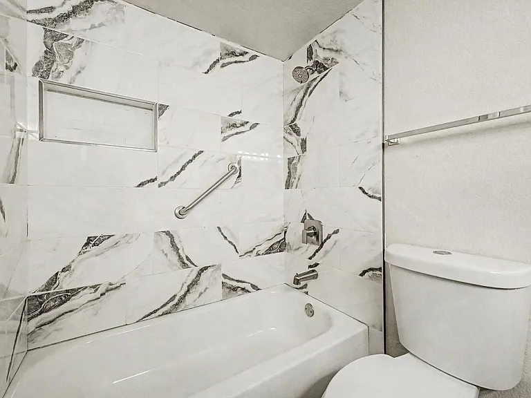 6885 E Cochise Rd #142 — Photo 35