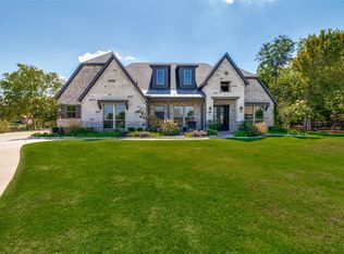 220 Green Meadow Ct, Gunter, TX 75058