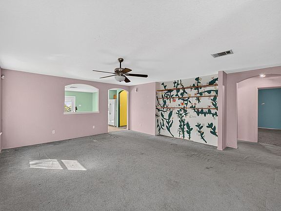 5th image of 108 Remington Dr