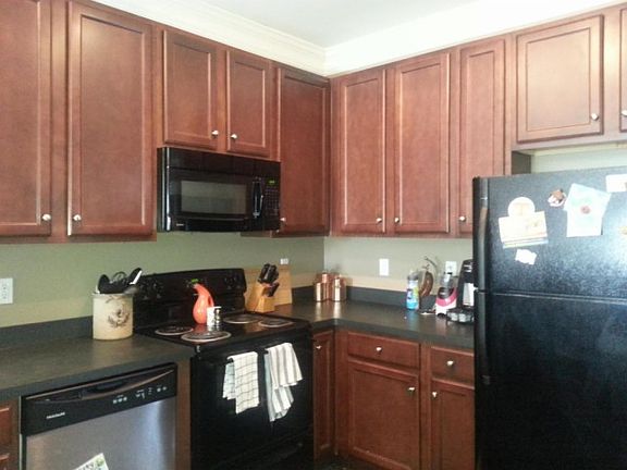 4th image of 1315 Apple Blossom Way