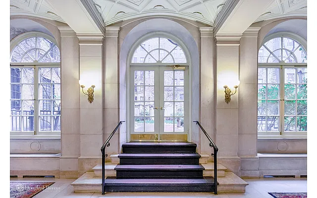 Sold by Douglas Elliman | media 20