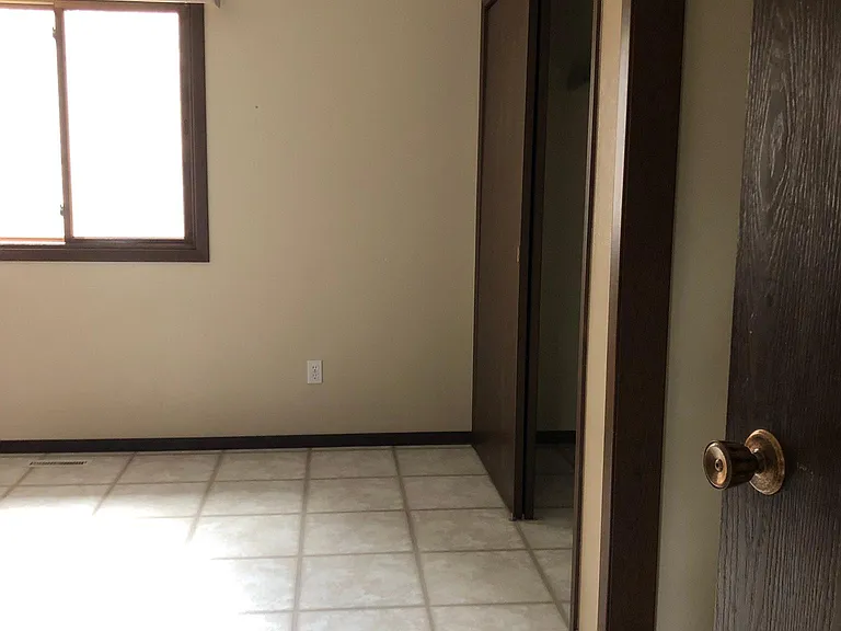 4300 S Arden Ave — Photo 7