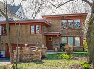 547 N Kenilworth Ave, Oak Park, IL 60302