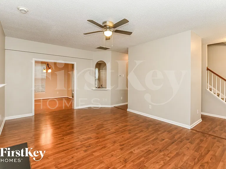 236 Patrick Ave SW — Photo 5