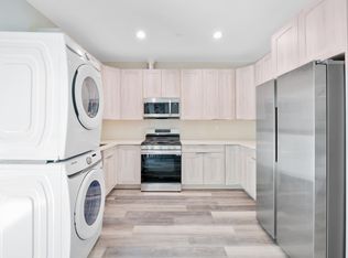 1280 W 37th Pl #B2b3, Los Angeles, CA 90007