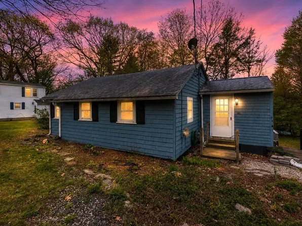16 Oxford St, West Boylston, MA 01583