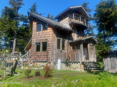 442 Park Spur Rd, Haines, AK, 99827