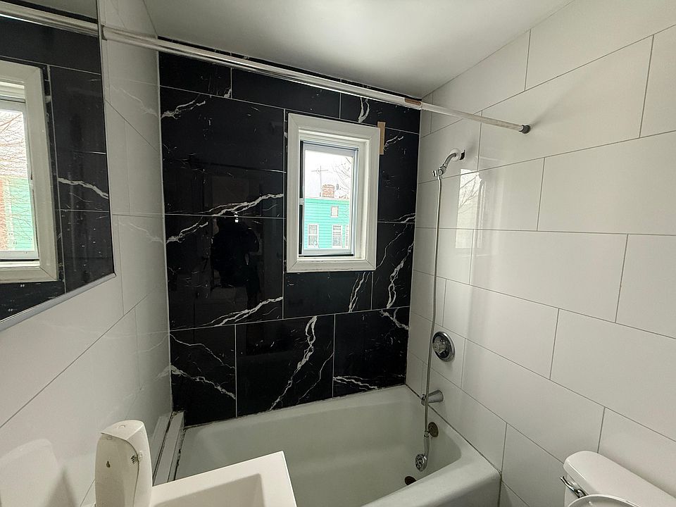 1st image of 74 Rose Ave #2R