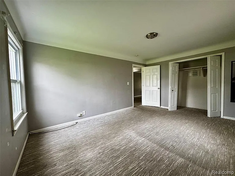 8045 Cadillac Ave — Photo 7