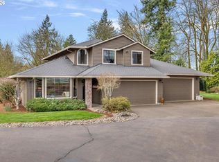 17525 S Holly Ln, Oregon City, OR