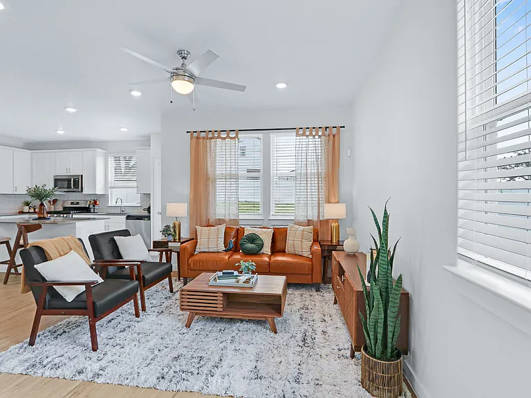 Los Cielos at Brooks Luxury Rentals — Photo 23