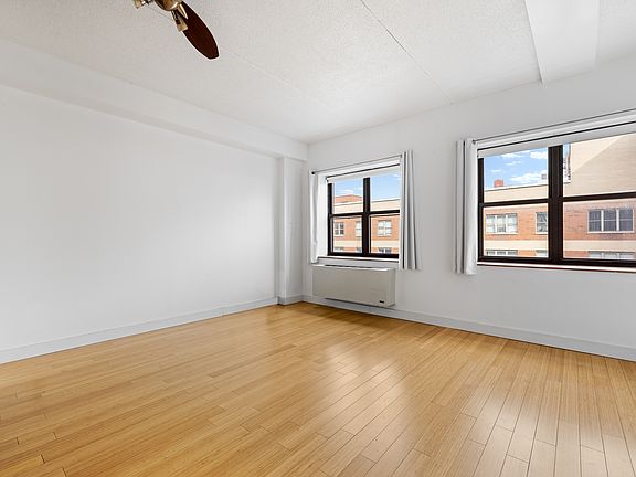 2nd image of 516 W 47th St APT S7j