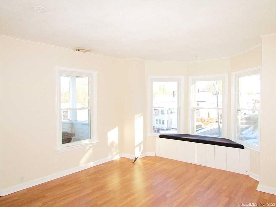 125 Workman Ave 2, Torrington, CT 06790 Zillow