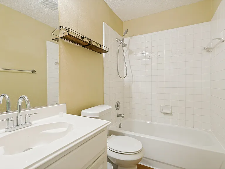 3004 Norwich Ln — Photo 21