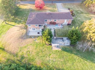 64 Middletown Rd, Holmdel, NJ 07733