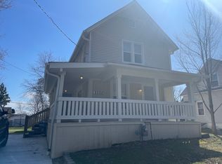 1110 Loomis St, Rockford, IL