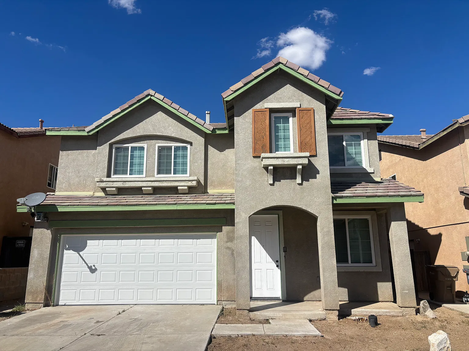 5 bed, 2787 sqft, $3,200 — Photo 1