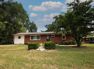 219 Hallbrook Dr, Clarksville, TN 37042