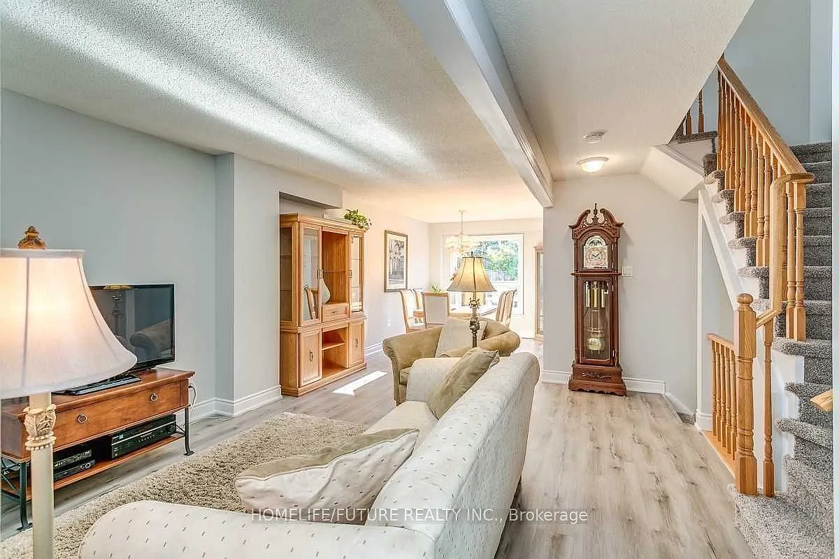3 bed, $2,890 — Photo 4