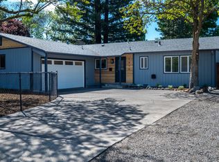 1836 Roberts Rd, Medford, OR 97504