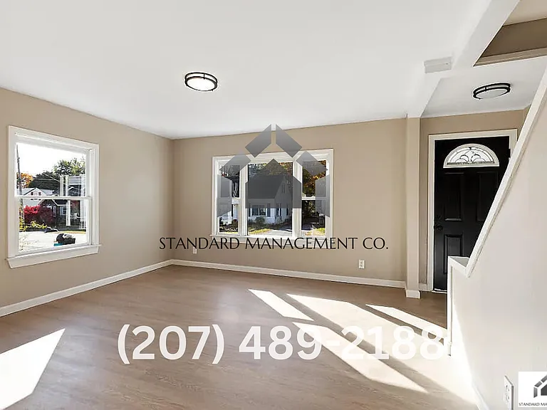 15 Elmhurst St — Photo 24