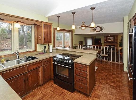 3rd image of 3160 Torchwood Dr