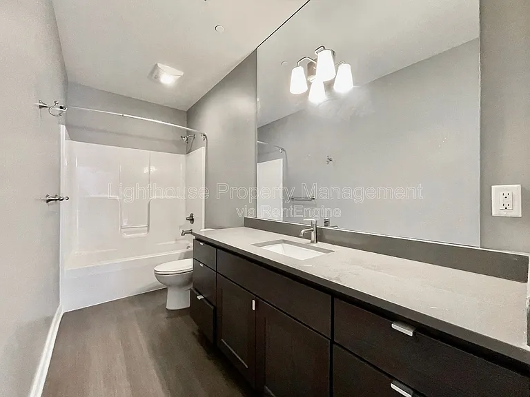 555 Michigan St NE #304 — Photo 12