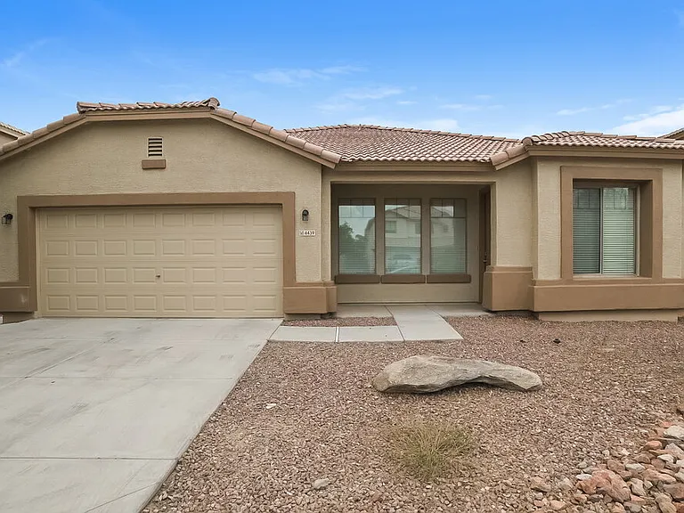 4439 W Apollo Rd — Photo 1