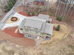 151 Cherokee Point Dr, Canton, GA 30114