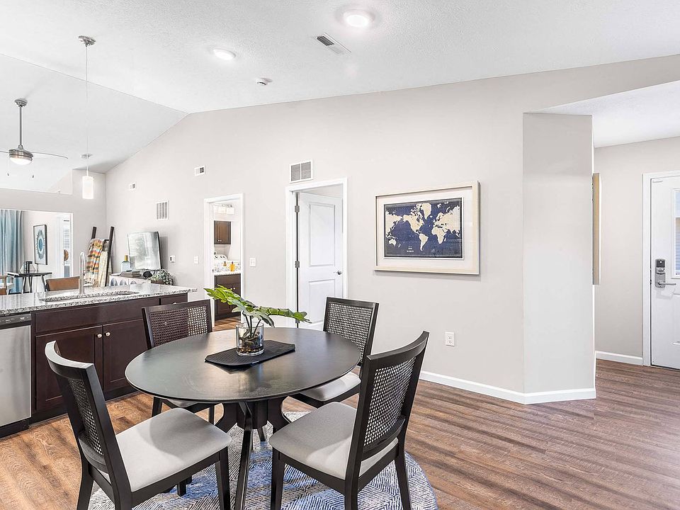 Enjoy Having a Private Entrance