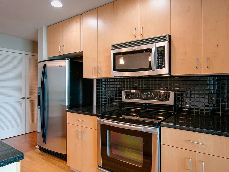 415 Church St #2613 — Photo 10
