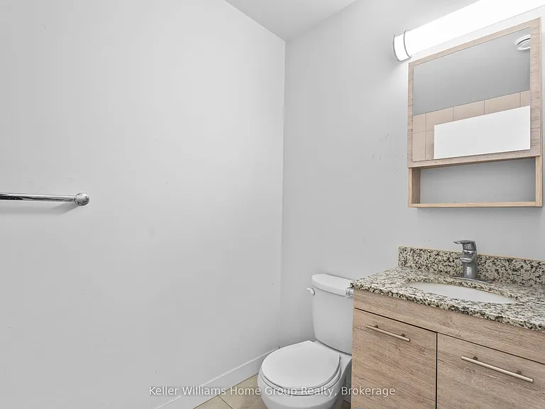 251 Hemlock St #109 — Photo 11