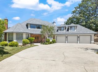 41723 Yosemite Pines Dr, Oakhurst, CA 93644