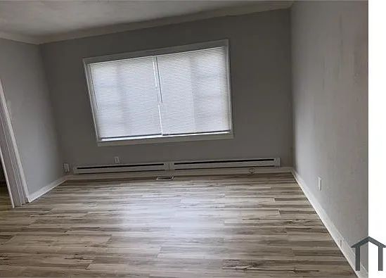 2 bed, $1,000 — Photo 3