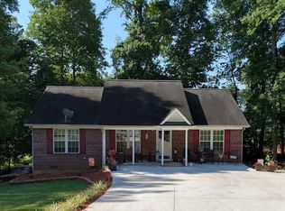 2121 Tigger Ct, Mebane, NC 27302