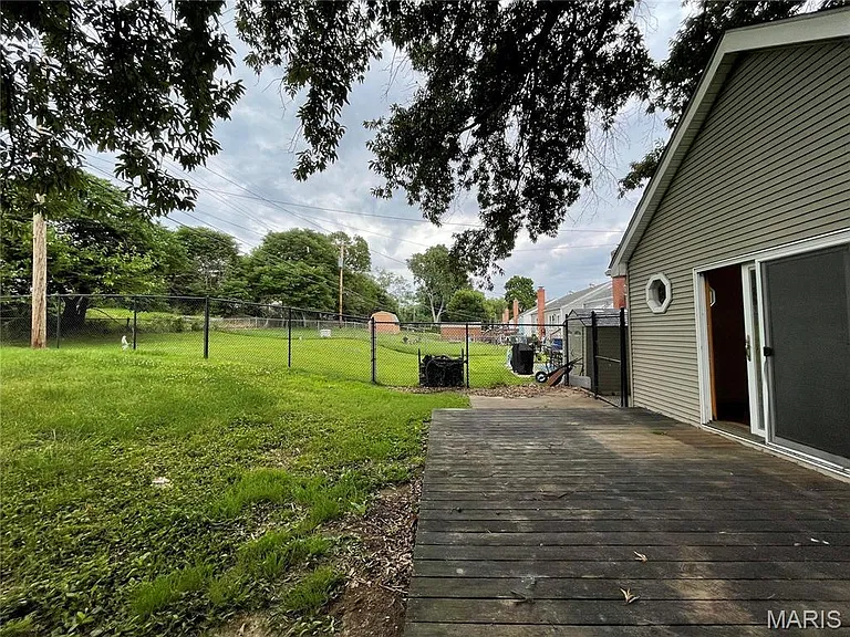 10745 Saint Xavier Ln — Photo 31